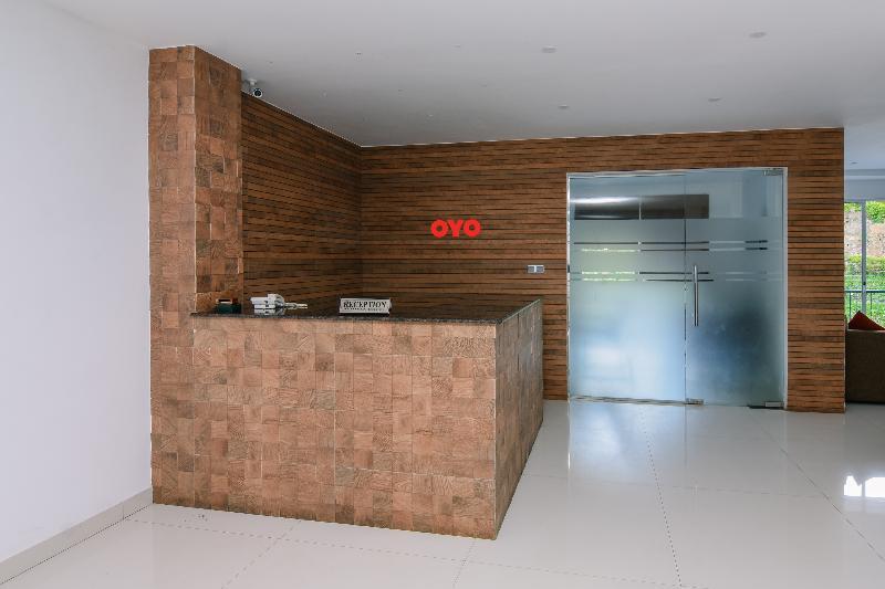 Oyo 238 Selva'S Guest House Nuwara Eliya Exterior photo